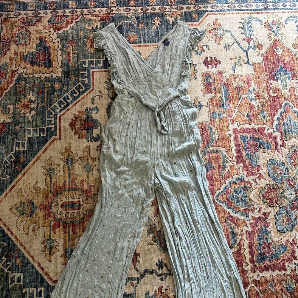 Adorable and flowy jumpsuit